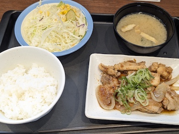 鶏のバター醤油炒め定食（全体）