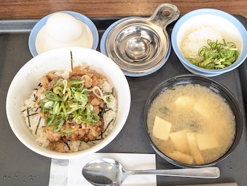 ごろごろチャーシュー丼（全体）