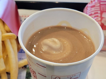 マクドナルドのチョコレートシェイクのレシピを模倣