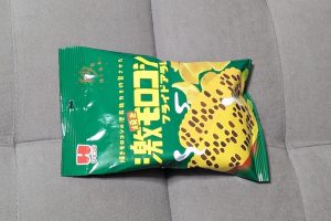 ひざつき 激焼きモロコシフライドアラレ