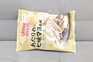 カルビー ポテトチップス あたりめ七味マヨ風味