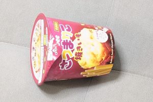 年末特別パッケージのプレミアムチップスター海老 しお味/のり味