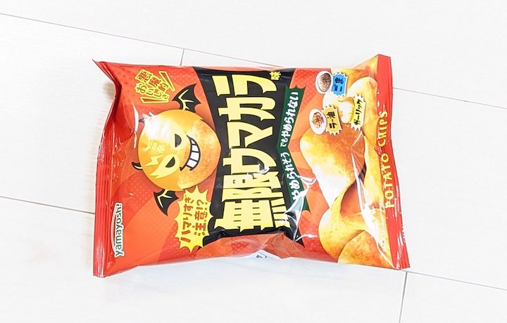 山芳製菓 ポテトチップス 無限ウマカラ味