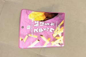 ハッピーターン 粉雪ホワイトショコラ仕立て | ふくろうぷらざ