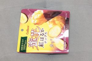 ファミリーマート限定 カルビー 紅はるかチップス（2025年）