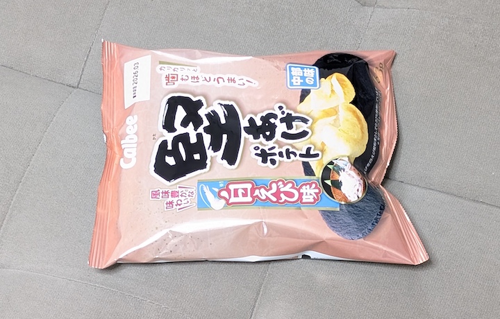 カルビー 堅あげポテト 白えび味