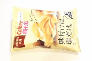 カルビー ポテトチップス味付けは、塩だけ。（2025年）