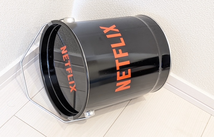 「Netflix ポップコーン缶 チョコレート味・ストロベリー味