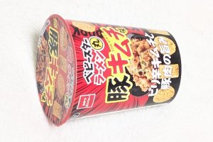おやつカンパニー ベビースターラーメン丸（豚キムチ味）