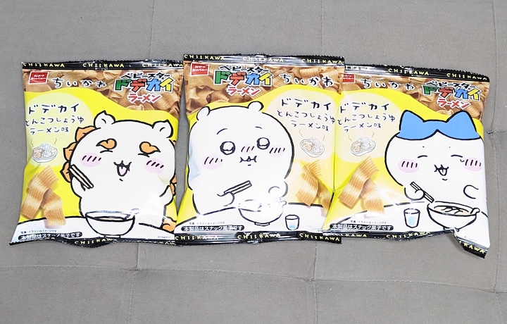 おやつカンパニー ちいかわベビースタードデカイラーメン（とんこつしょうゆラーメン味）