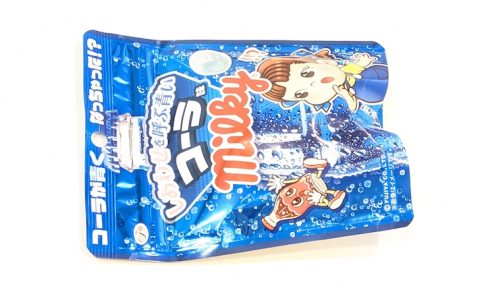 不二家 ミルキー しあわせを呼ぶ青いコーラ味（ローソン限定）