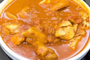 松屋の期間限定メニュー ネオトマトごろごろチキンカレー（2026年6月9日）