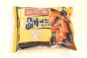 カルビー堅あげポテト堅つま 手羽先の黒胡椒仕立て（2026年6月29日）