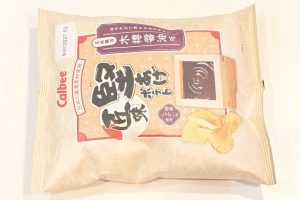 カルビー 堅あげポテト匠味 天然醸造木樽醤油味（2026年8月18日）