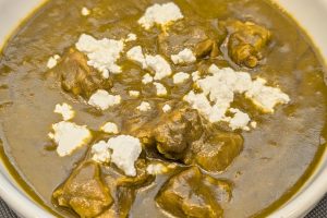 松屋の期間限定メニュー ほうれん草とカッテージチーズのカレー
