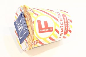 日清食品 ファミチキ味ヌードル（2026年10月6日）